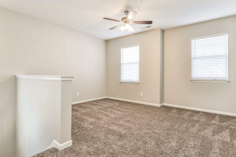 698 Shefford Town Dr - Photo 7 of 14