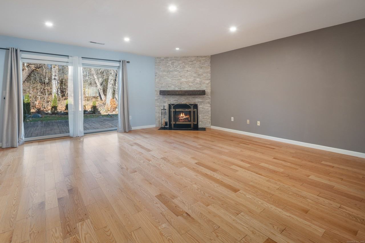 123 Old Belden Hill Rd #15 - Photo 5 of 28