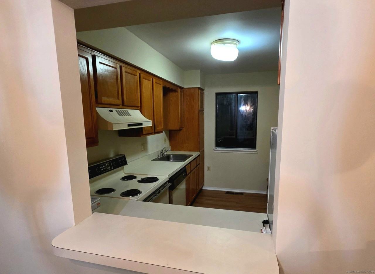 35 Nutmeg Rd #B3 - Photo 7 of 8