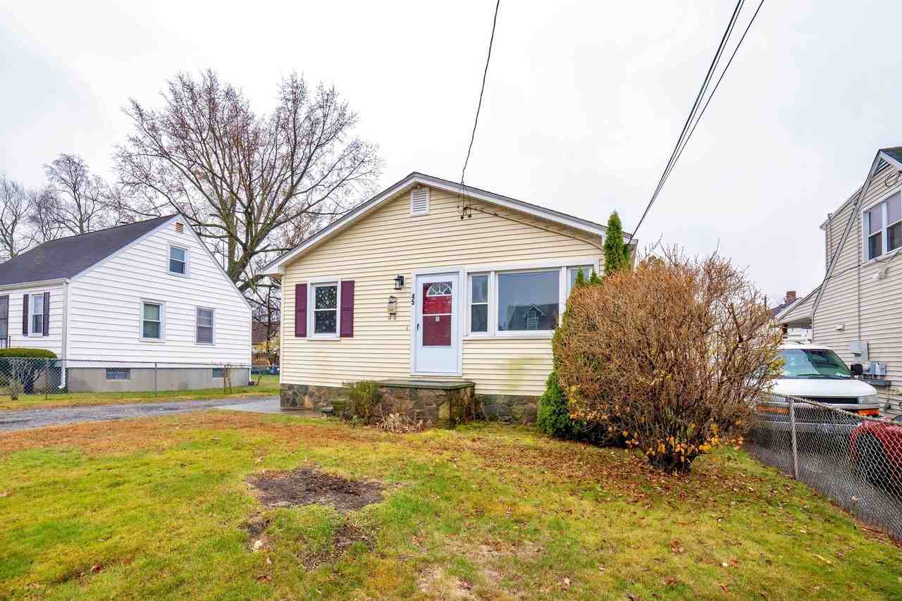 45 Voight Ave - Photo 2 of 27