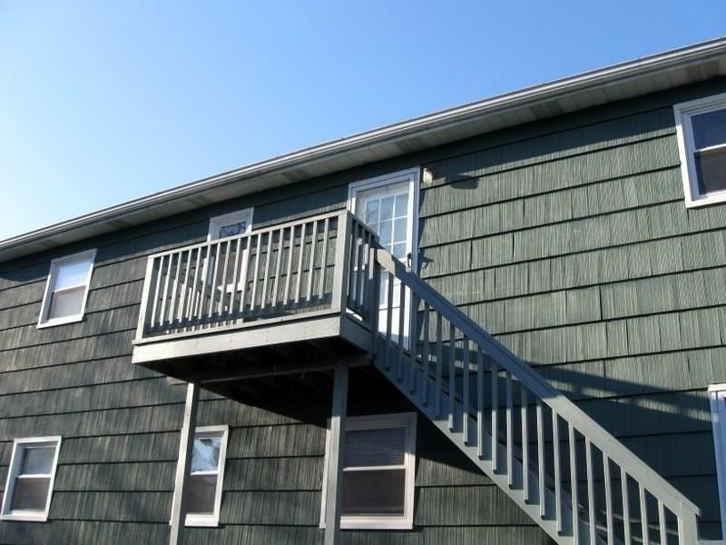 24 Hoyt St #2 - Photo 3 of 20