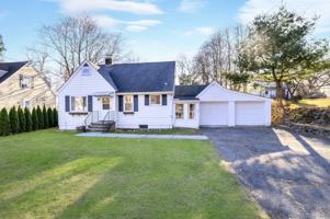 featured image of 34 Alpine Street