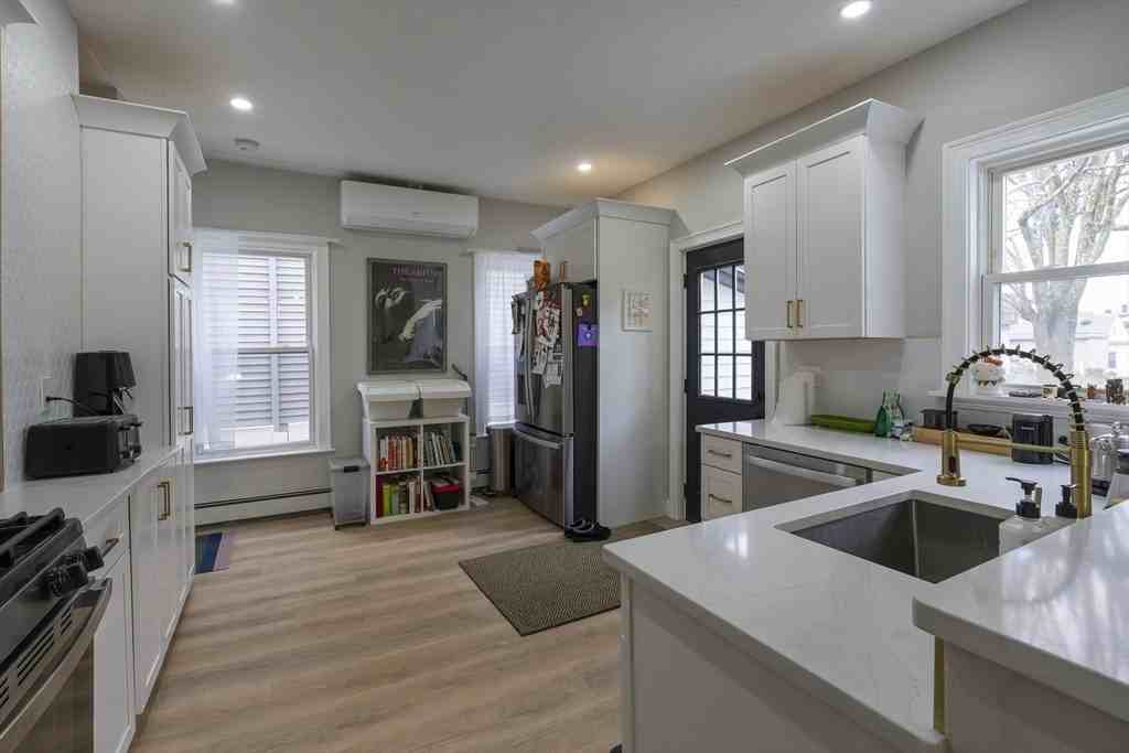 36 Sargent Ave - Photo 4 of 12