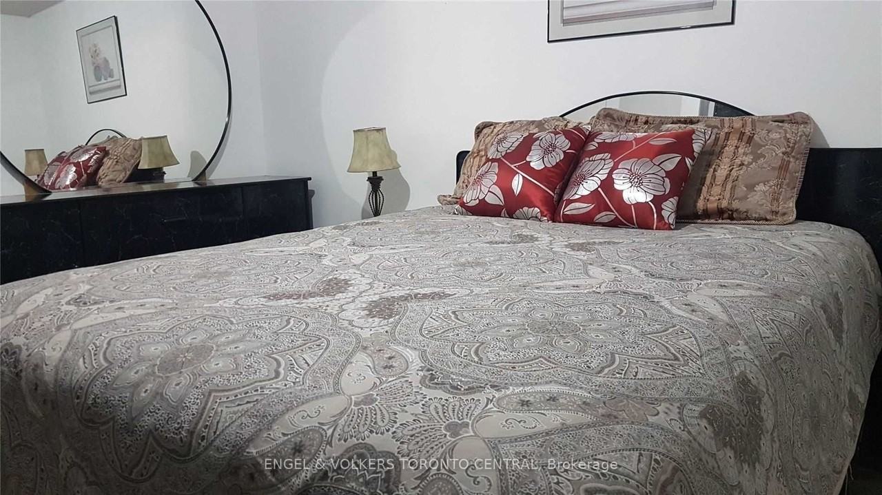 9 Shademaster Court #Bsmt