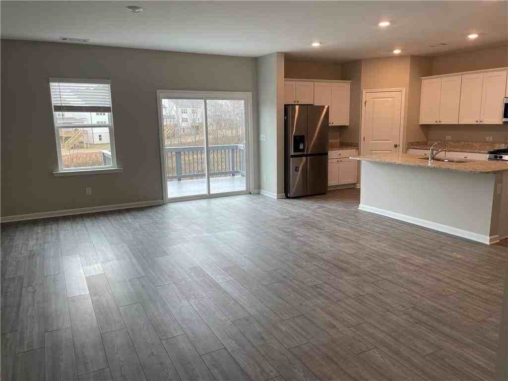 4636 Waxwing St - Photo 3 of 17