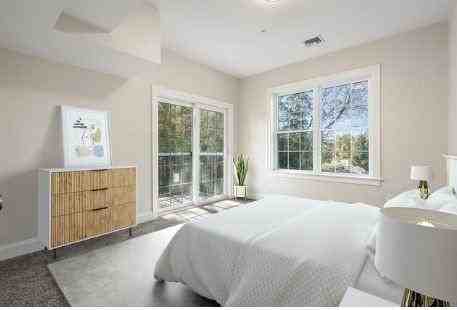 232 Main St - Photo 3 of 8