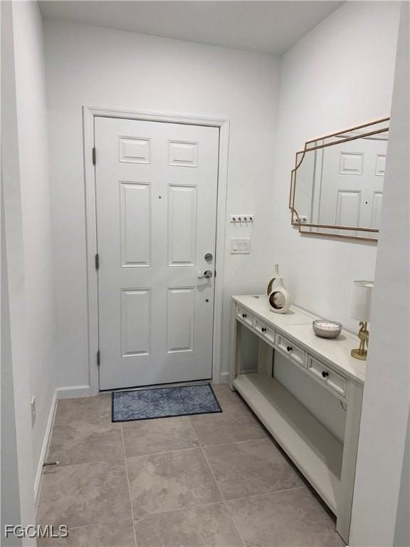 1663 Lake Jessup Cir - Photo 2 of 22