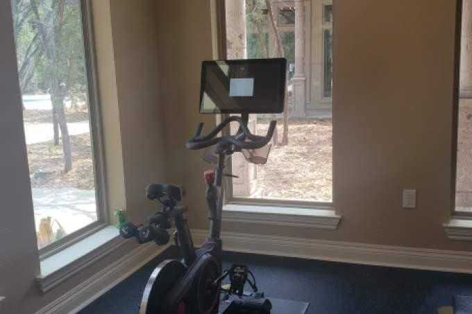 12205 North Lamar Boulevard - Photo 3 of 10