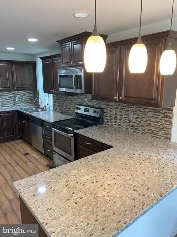 7097 Union Deposit Rd - Photo 6 of 27