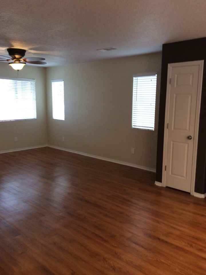 3125 Chama Meadows Dr Ne - Photo 5 of 6