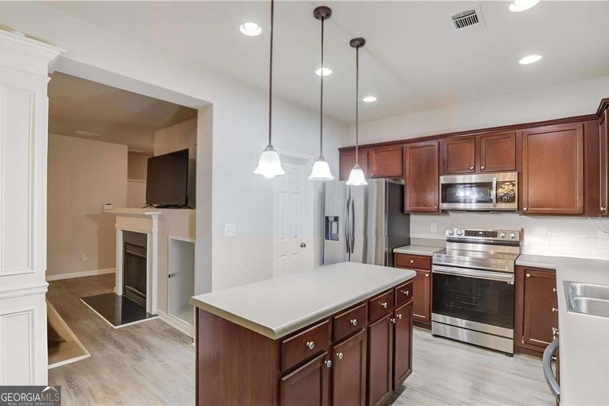 2656 Pierce Brennen Ct - Photo 3 of 13