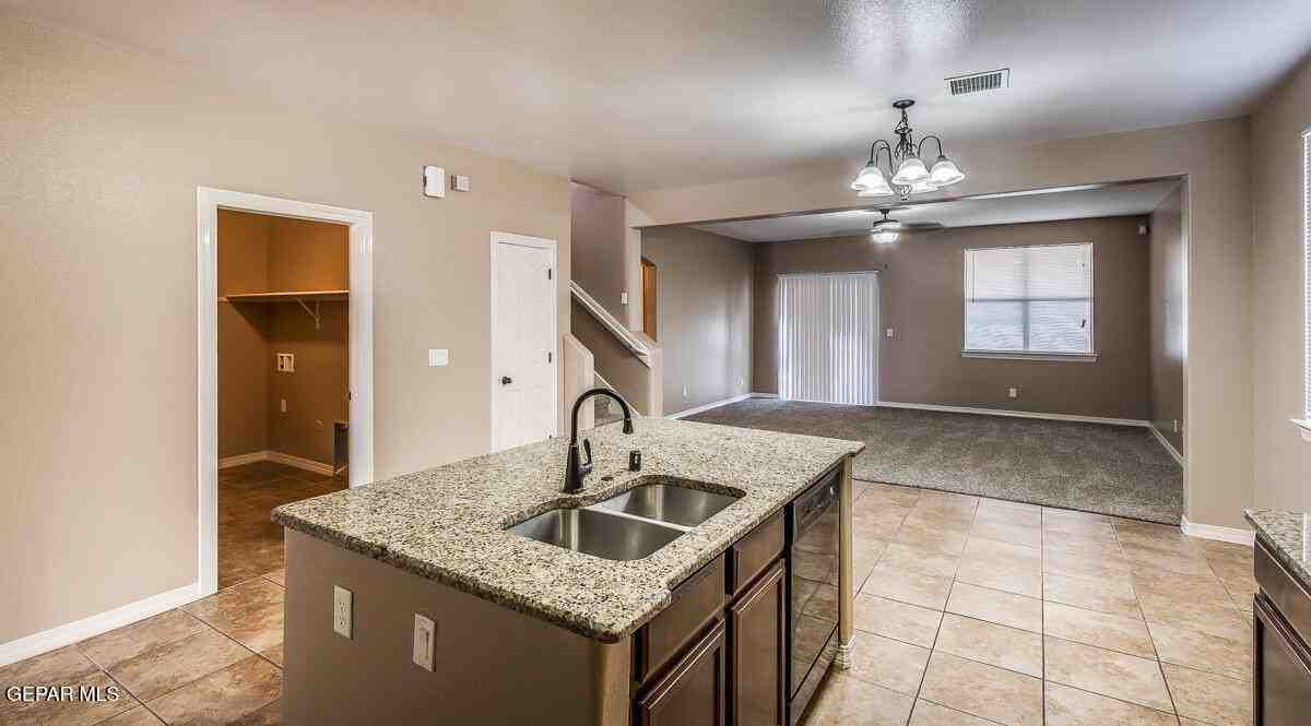 14313 S Cave Ave - Photo 6 of 24