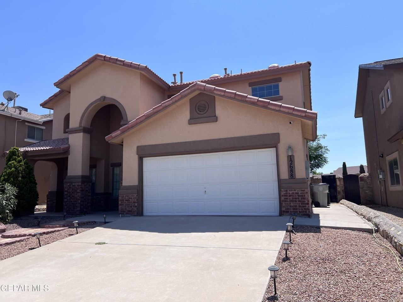 12688 Tierra Alexis Drive - Photo 4 of 50