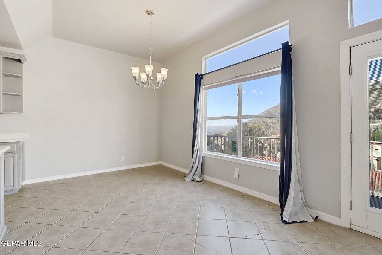 4717 Excalibur Dr Unit B #B - Photo 7 of 41