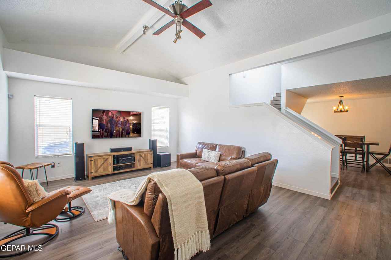 7573 Le Conte Dr Apt A #A - Photo 4 of 27