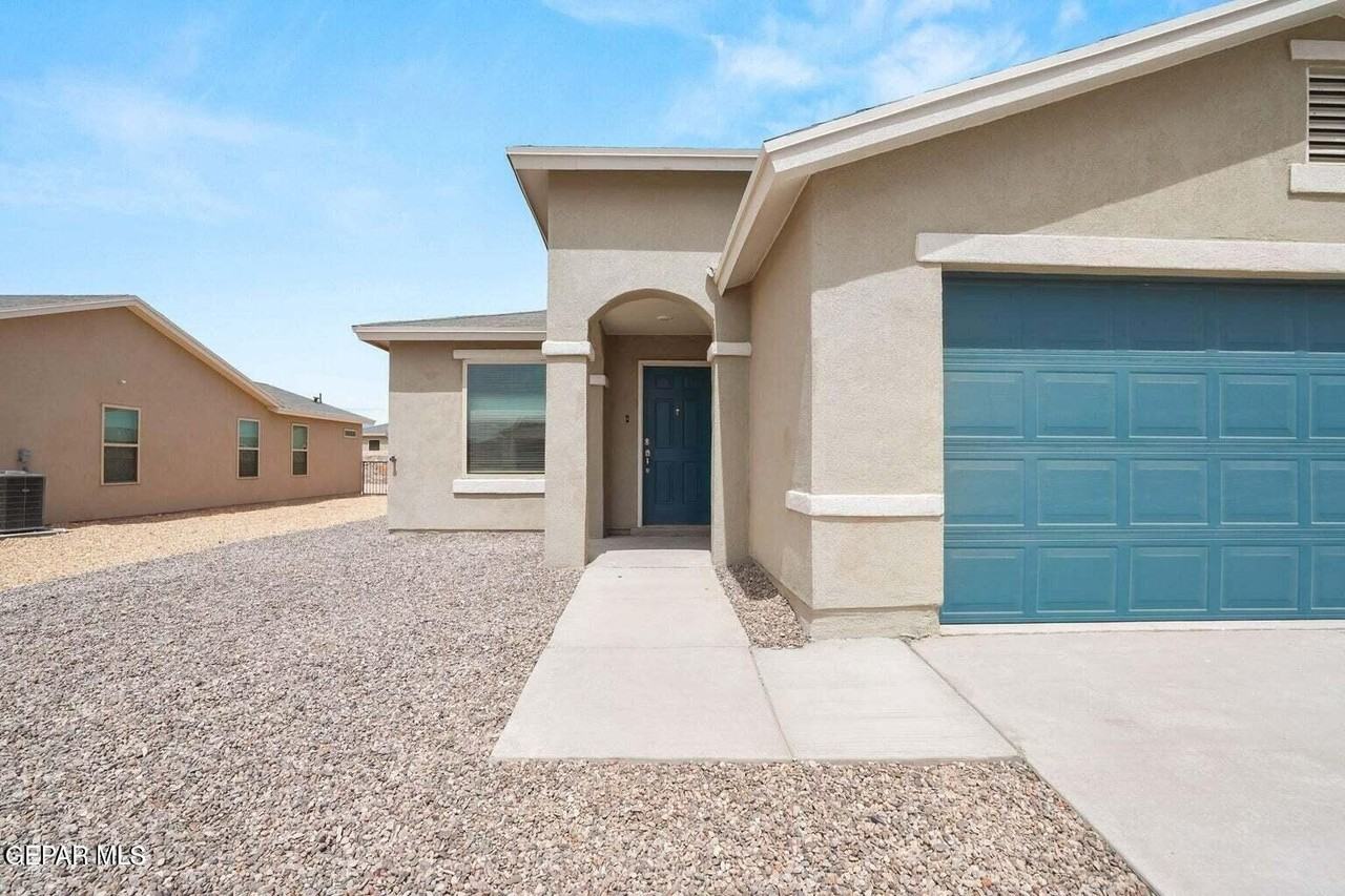 14581 Firewheel Ave - Photo 4 of 35