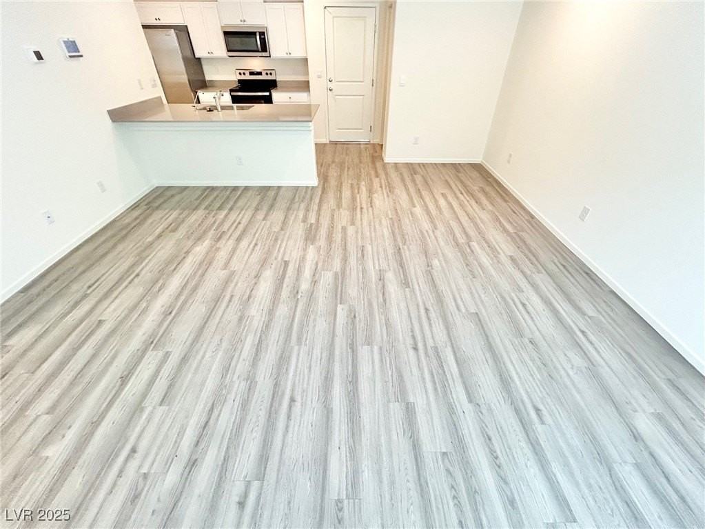 9916 Bumblebee Hills Street - Photo 7 of 38