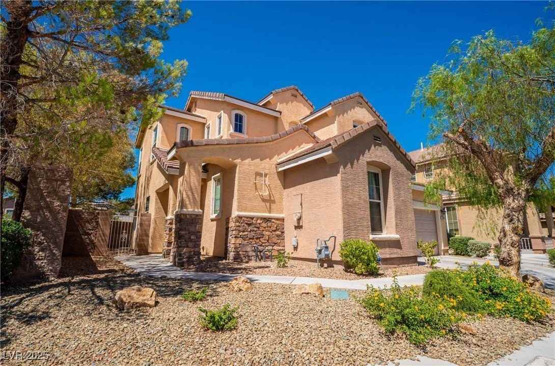 5994 Attavilla Drive