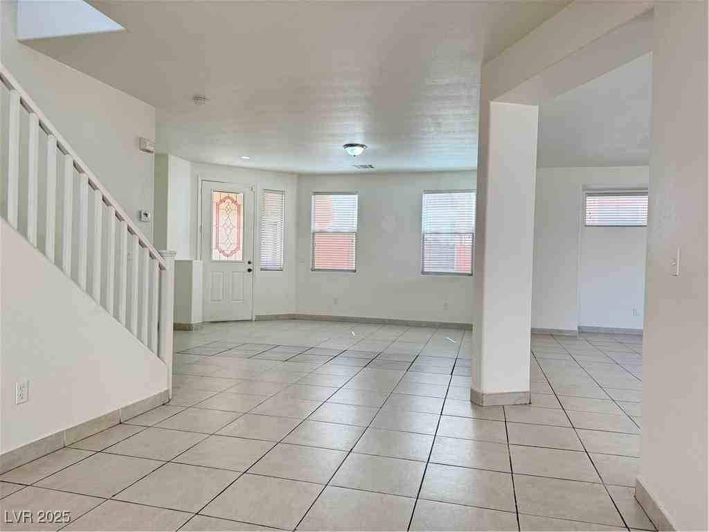 6839 Scarlet Flax Street - Photo 3 of 35