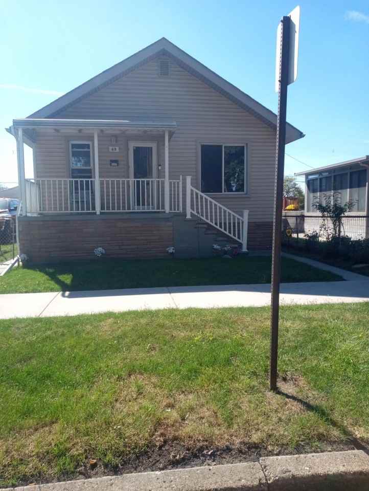 40 East Glenwood Street