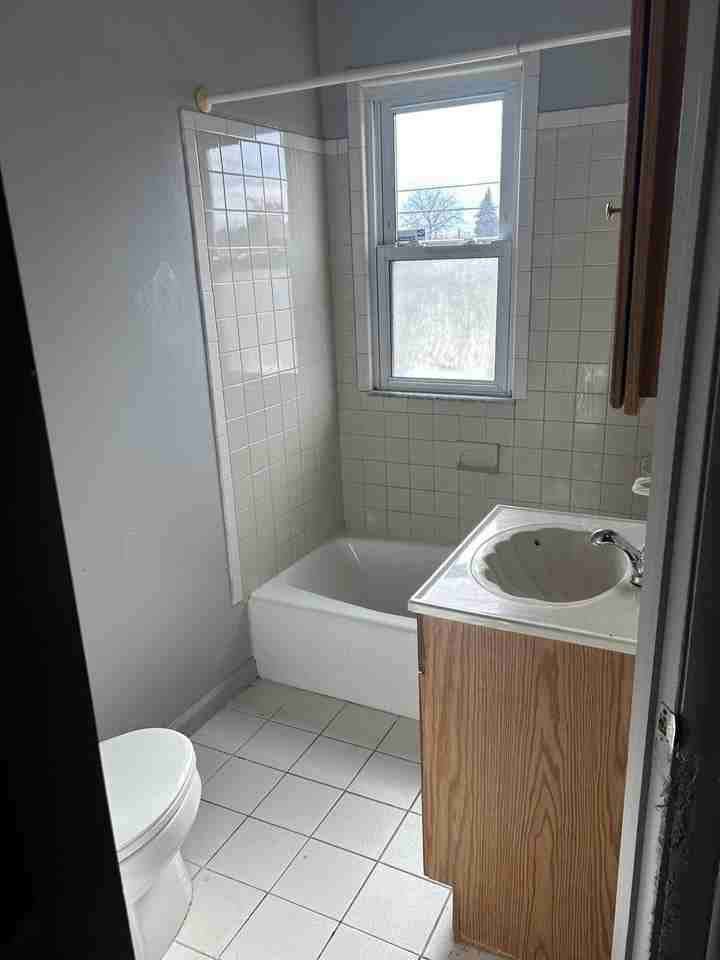 40 E Glenwood St - Photo 5 of 6