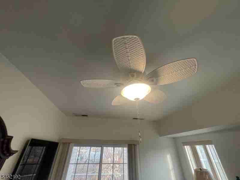 132 Cory Ln - Photo 6 of 33