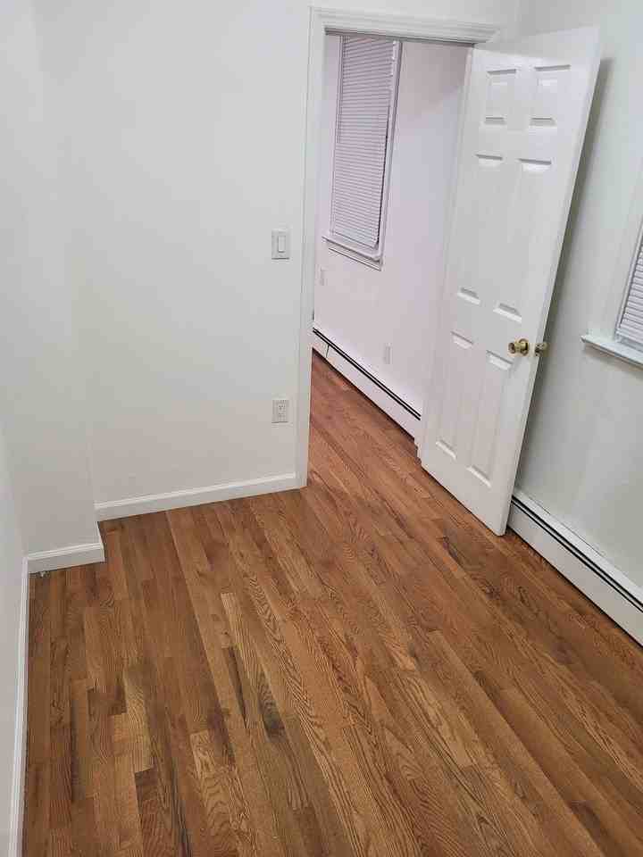 89 W 21st St #1 - Photo 4 of 21