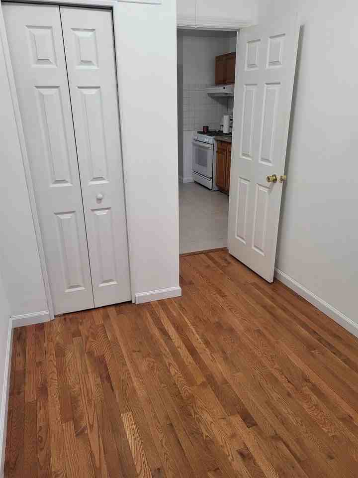 89 W 21st St #1 - Photo 5 of 21