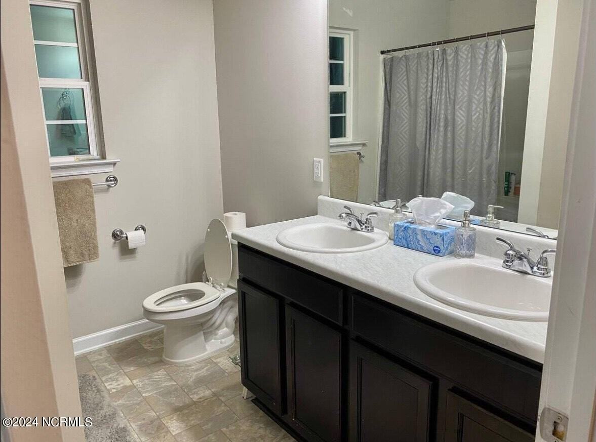 146 Wooster Rd - Photo 4 of 21