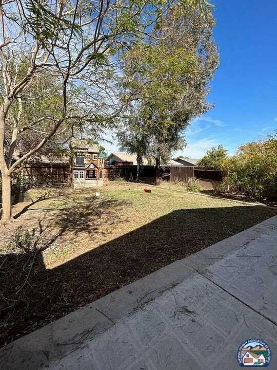 22 E Hawk St - Photo 2 of 13