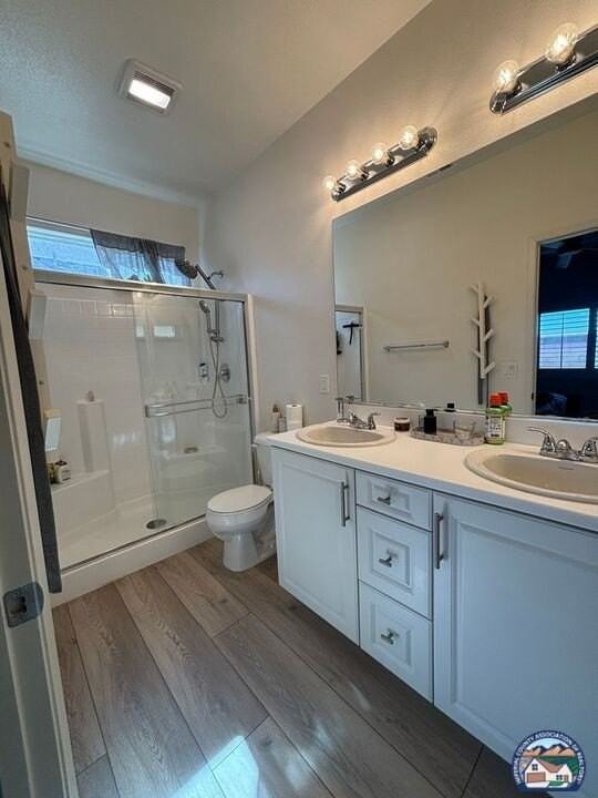 2512 Vista Del Mar Ln - Photo 3 of 13