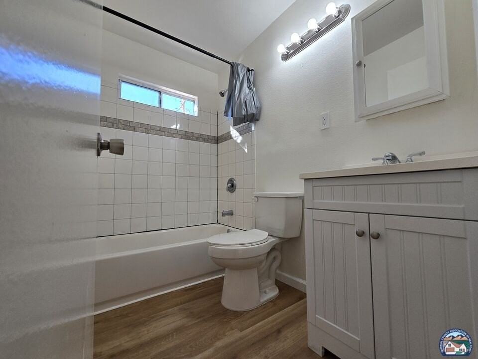 1467 W Hamilton Ave - Photo 7 of 16