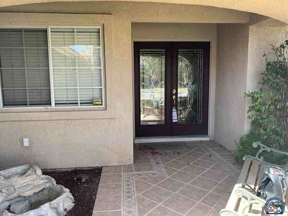 587 Wild Rose Lane - Photo 3 of 11