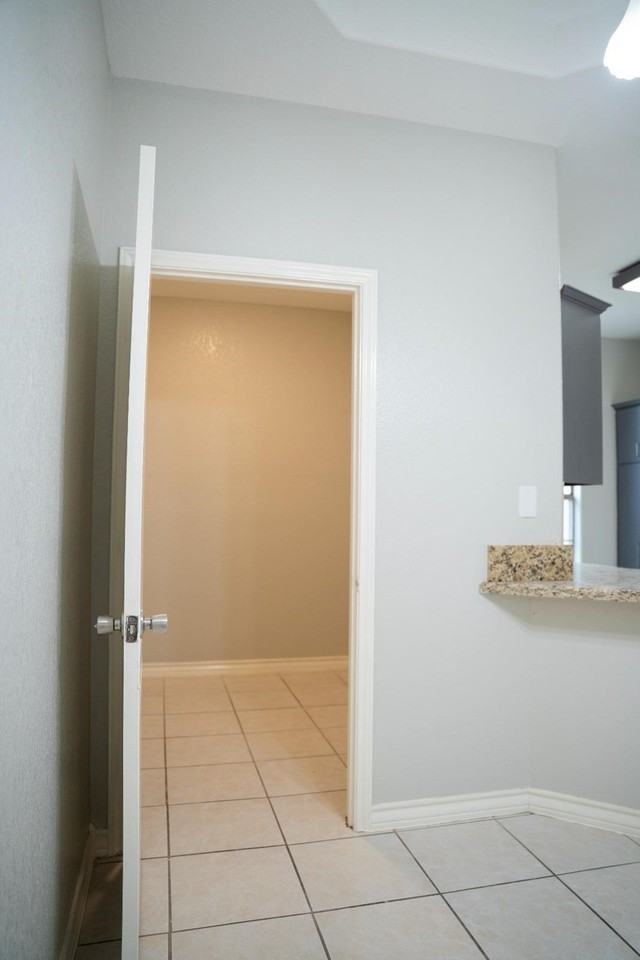 8801 Justice Dr - Photo 7 of 33