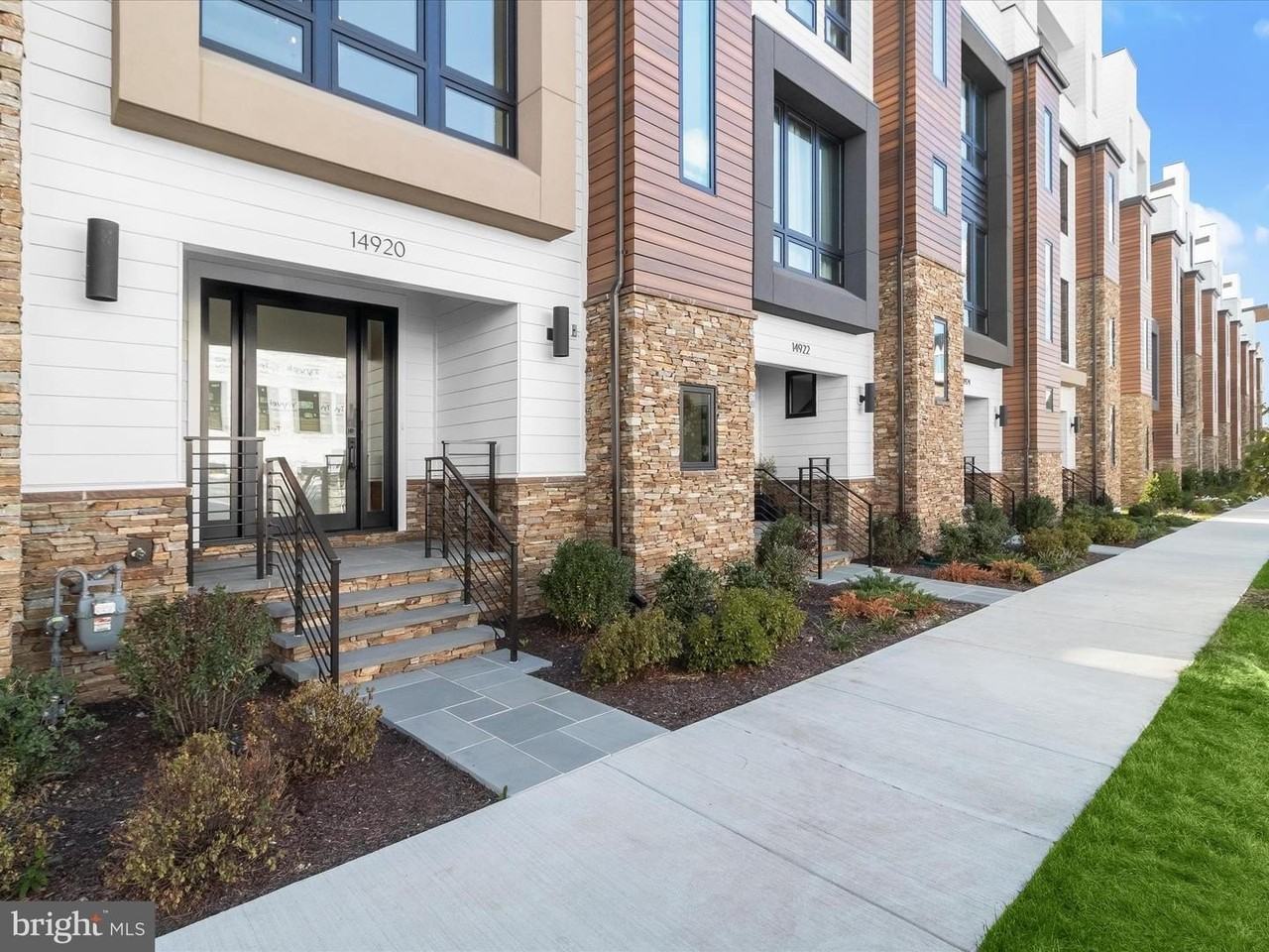 14920 Dispatch St - Photo 2 of 50