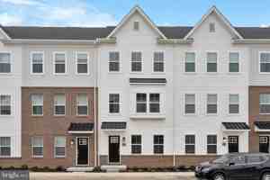 featured image of 19 East Front Street