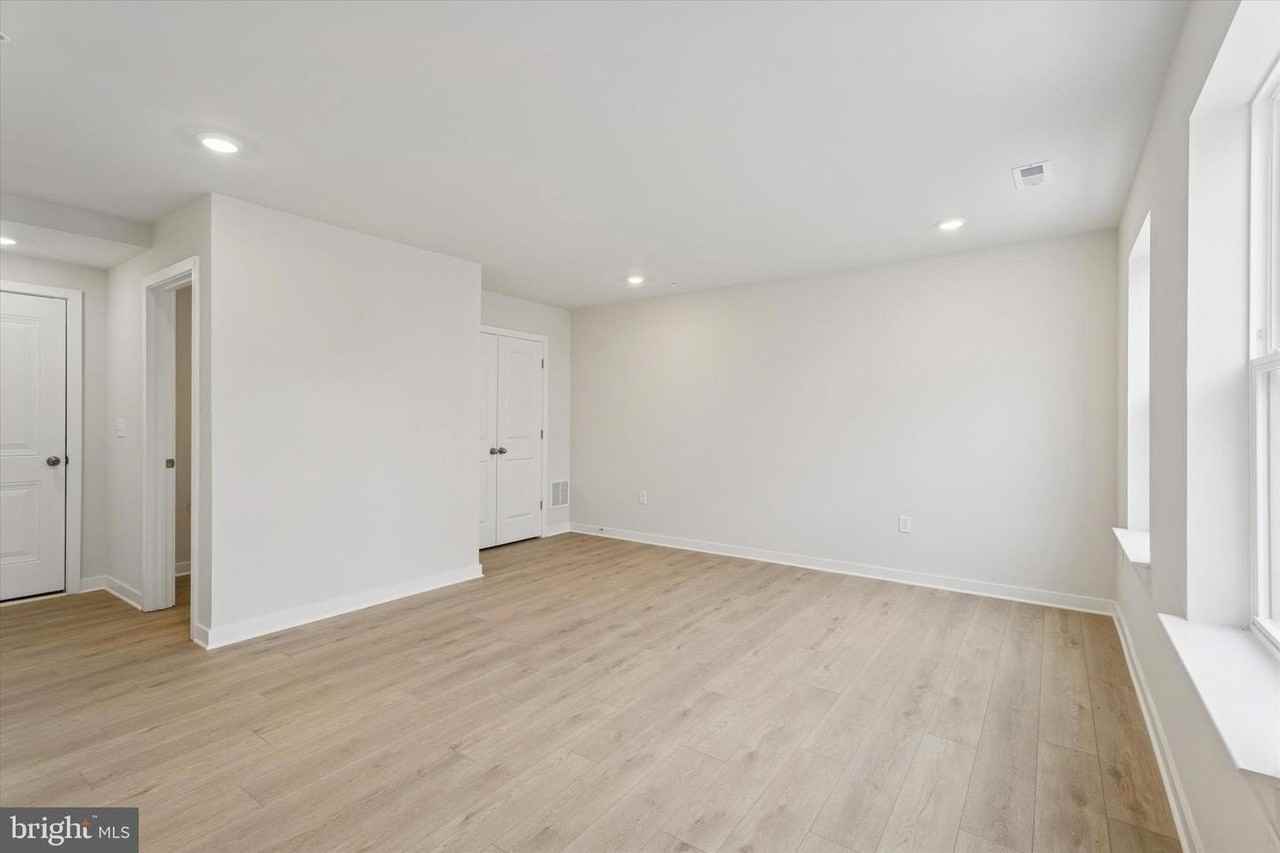 19 E Front St - Photo 2 of 25