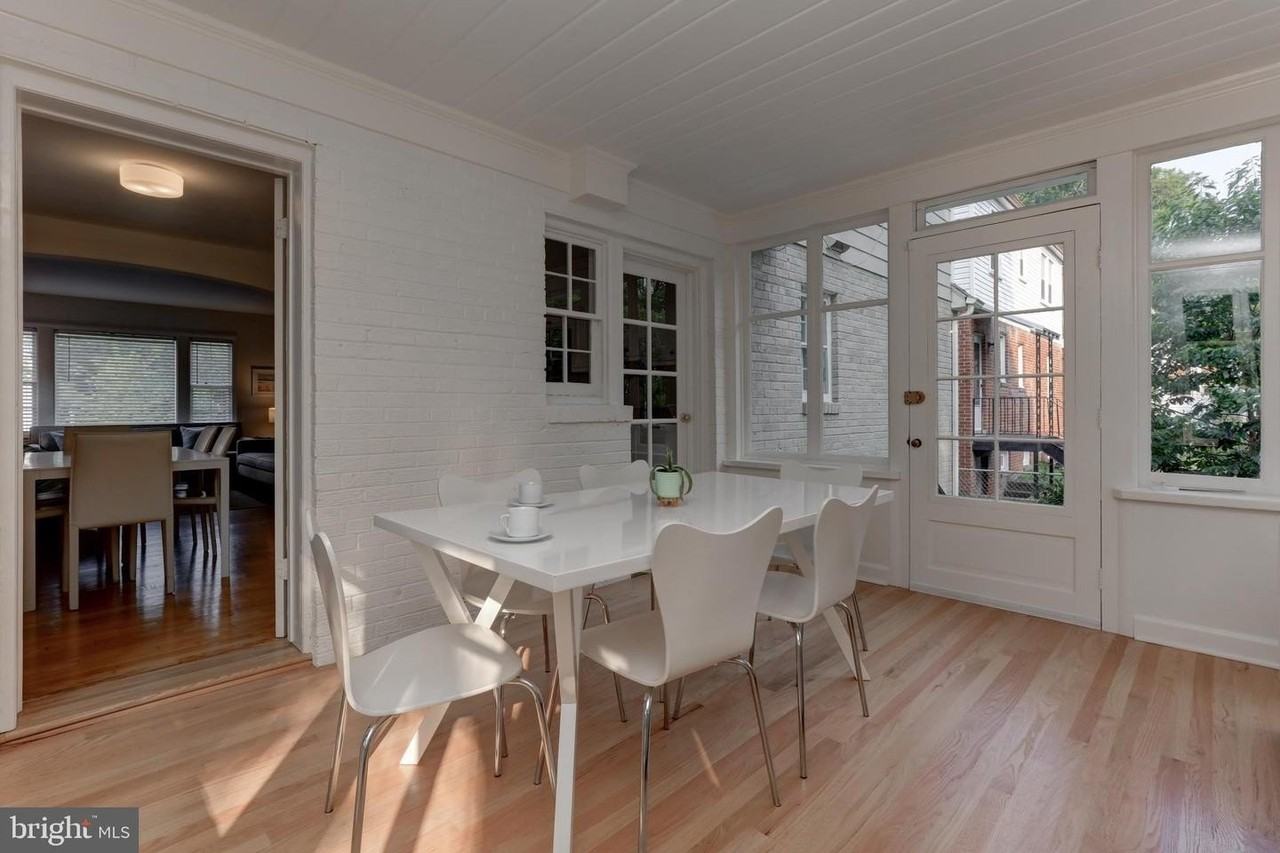 1723 Oakcrest Drive - Photo 6 of 17