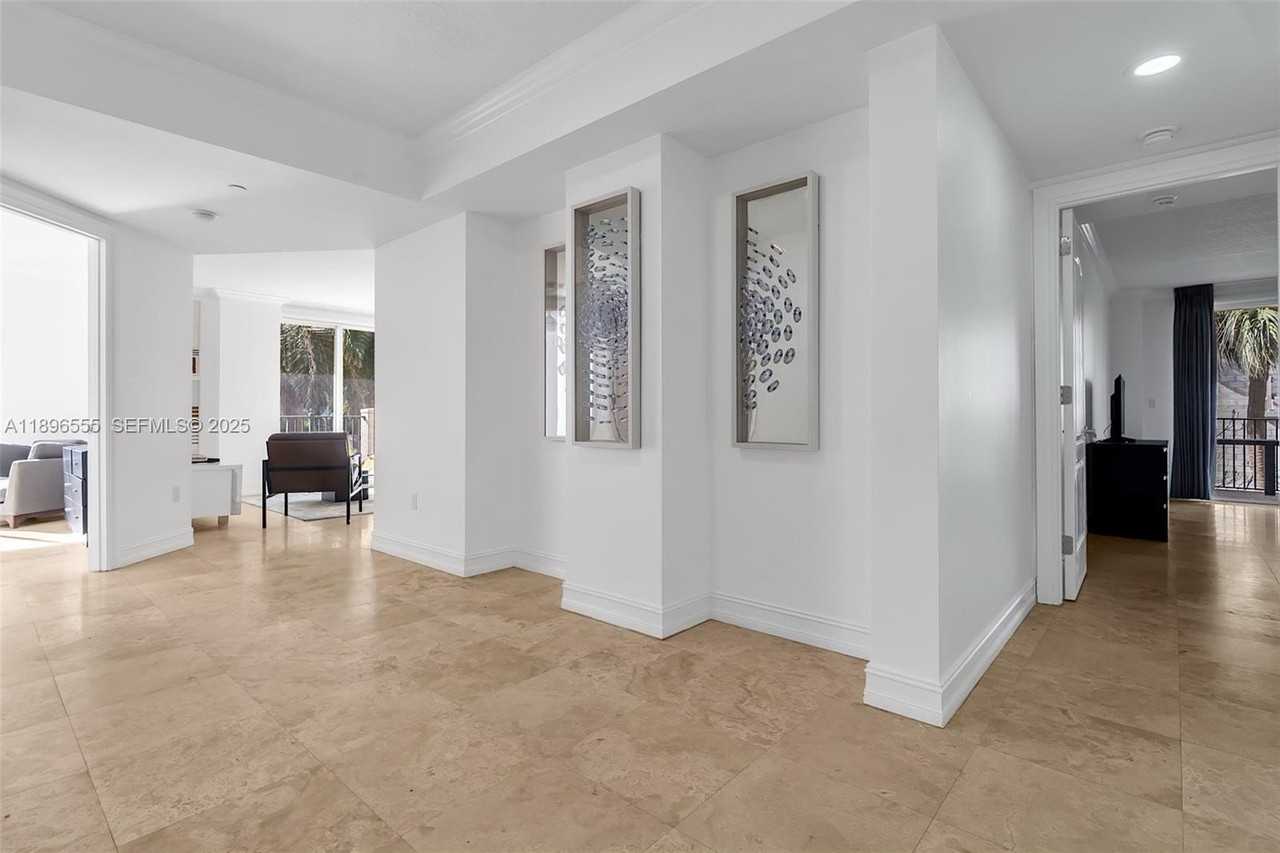 9 North Ocean Drive #302 - Photo 5 of 50