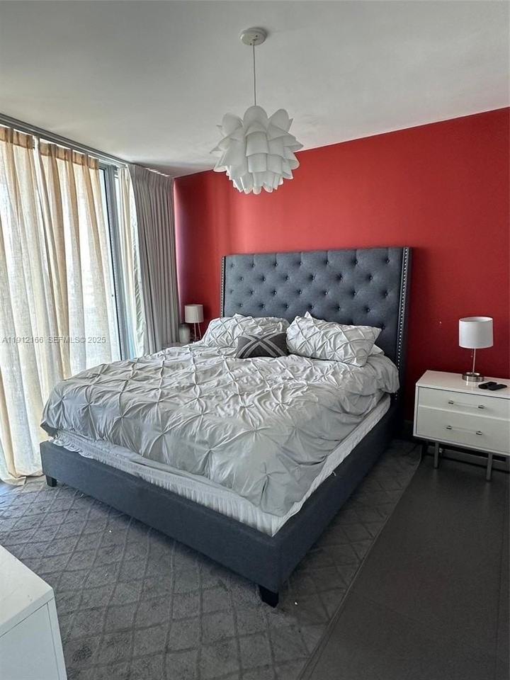 888 Biscayne Blvd #512 - Photo 6 of 7