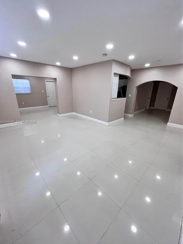 251 N 68th Ter #251 - Photo 6 of 29