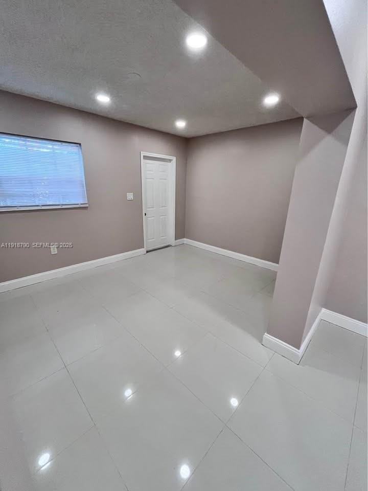 251 N 68th Ter #251 - Photo 7 of 29