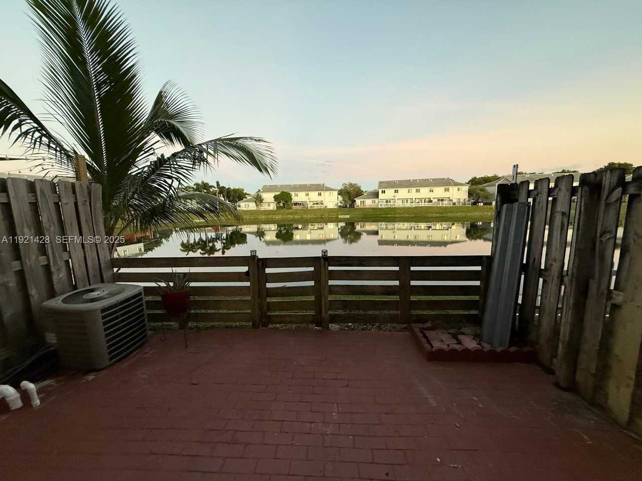 14111 Sw 121st Pl #4 - Photo 6 of 21