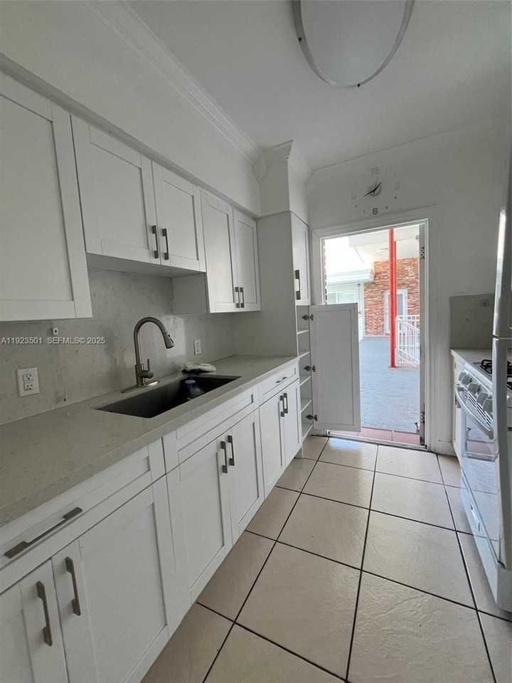 315 69th St #212 - Photo 3 of 11