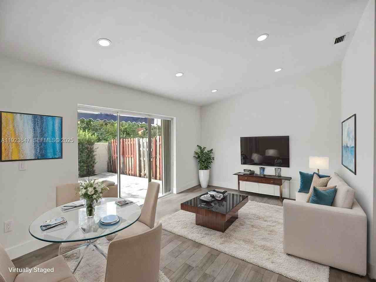 13529 Sw 62nd St #5 - Photo 6 of 24