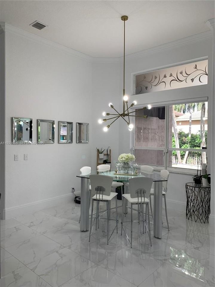 6013 Nw 56th Dr #6013 - Photo 5 of 41