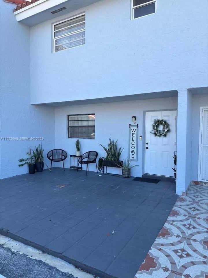 550 Sw 115th Ave #705C - Photo 4 of 21