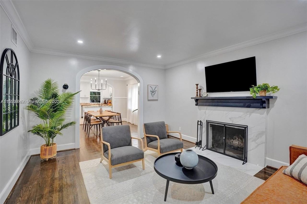 1640 Jefferson St - Photo 3 of 5