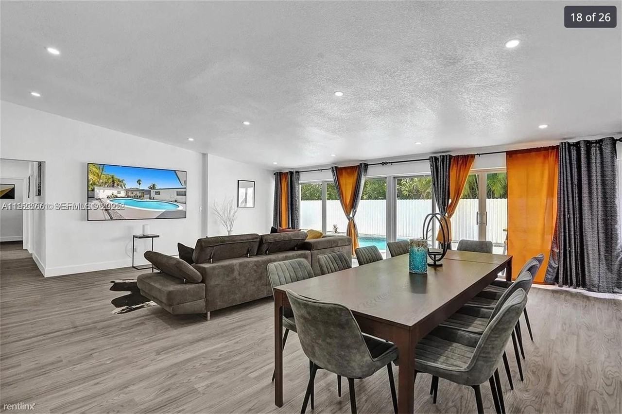 1420 Ne 201st Ter - Photo 6 of 11