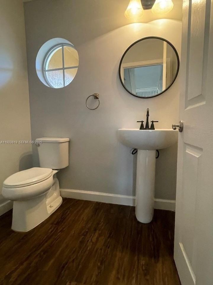 6132 Southard Street - Photo 4 of 6